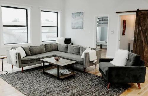 Babe Denny Apartment | Stadium Lofts on Meridian