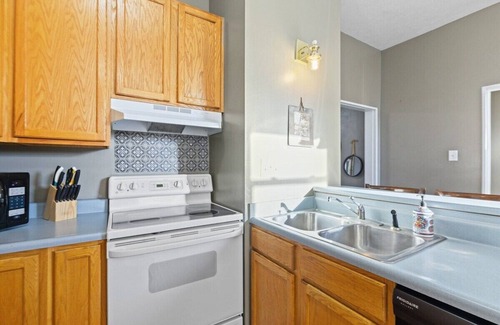 Babe Denny House | Stadium Villas- 3 Bedroom/2 Bath. Walk to it All!