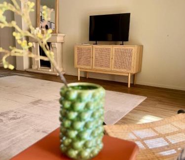 Oisterwijk Apartment | Stadsappartement Xl Begane Grond Met Luxe Keuken