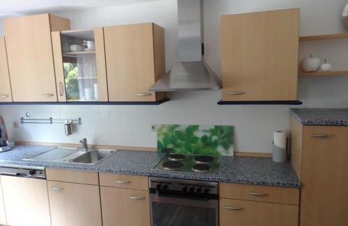 Ehrang-Quint Apartment | Stadt und Wald