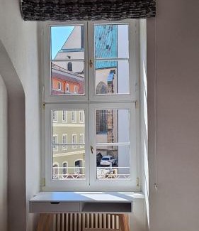 Bautzen Apartment | Stadtpalais Domblick-Suite 4 Zimmer mit Balkon maximal 6 Personen