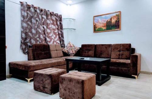 Rau Villa | Staeg Villa in the Center of the City 2BHK