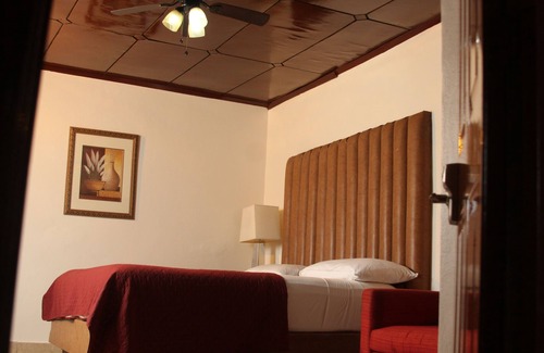 Freetown Hotel | Stafford Lodge