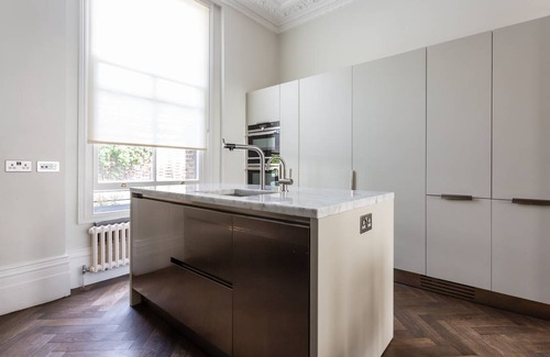 Royal Borough of Kensington and Chelsea Apartment | Stafford Terrace II