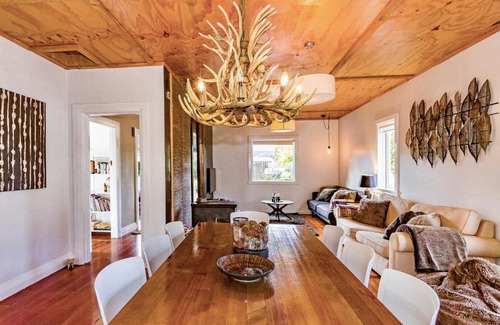 Ohakune House | Stag & 3 Pigs - Ohakune Holiday Home