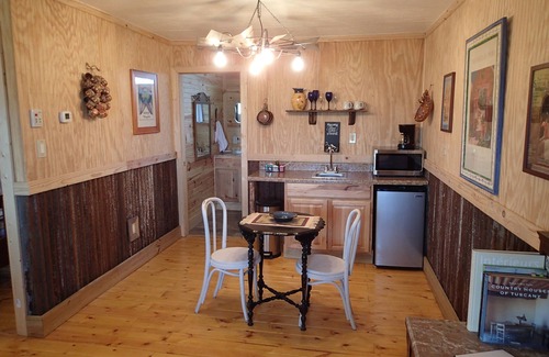 Fayetteville Cabin | Stagecoach Cabins