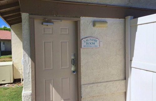 Indio Condo | Stagecoach/Closest Resort