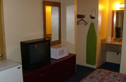 Molalla Hotel | Stagecoach Inn