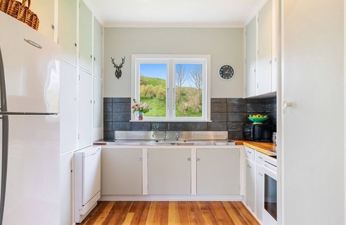 Apiti House | Staghead Cottage – Manawatu Holiday Home