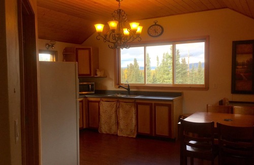 Healy Cottage | Stampede Cottage - Comfortable accomodations in the heart of Alaska