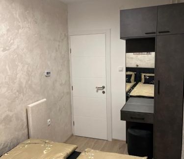 Pale Apartment | Stan na dan Tamaris