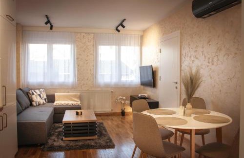 Loznica Apartment | Stan na dan u centru Loznice !