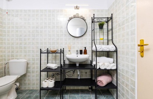 Plovdiv Center Apartment | Stancho's House 3BR apartment close to OLD TOWN & KAPANA district