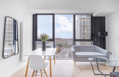 Archway Apartment | Standard 1 Bed In Hill House