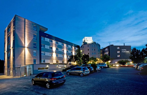 Strick Apartment | Standard double room facing the street