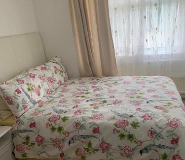 Brent House | Standard Double Room near OVO Wembley Stadium