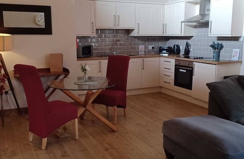 Little Stukeley Apartment | Standard Lodge with Golf View