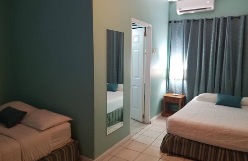 Buccoo Hotel | Standard room at Bellissimo