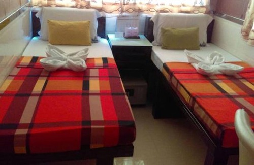 Jordan House | Standard Twin Room 3