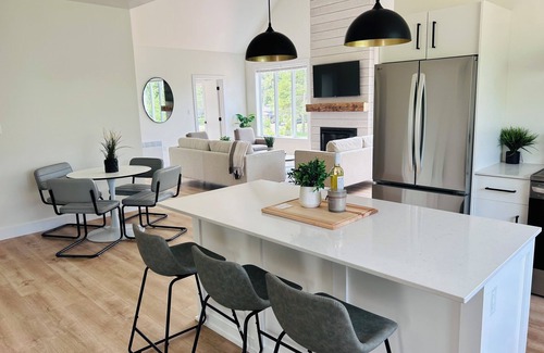 York House | Stanhope Beach Daze Retreat
