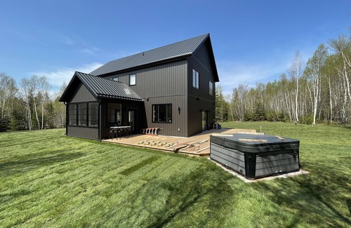 York House | Stanhope Haven - new 4 bedroom Scandinavian Retreat