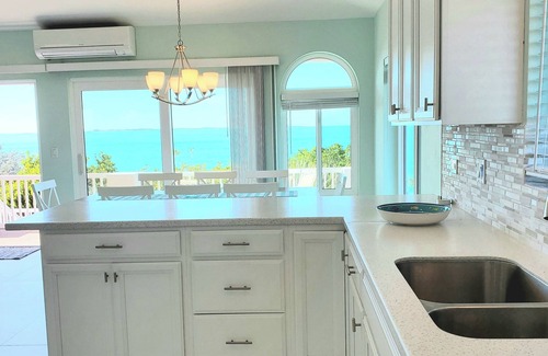 Staniel Cay House | STANIEL CAY 3BR BEACHFRONT Private Vacation Home "Gibraltar" - ALL NEW in 2022