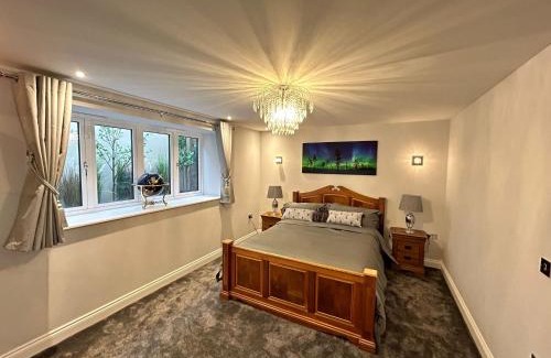 Bishop's Stortford Apartment | Stansted Airport Stay, Parking and Luxury Suite