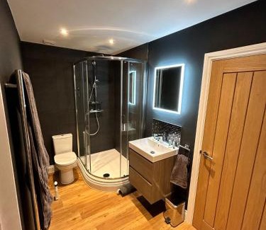 Bishop's Stortford Apartment | Stansted Airport Stay, Parking and Luxury Suite