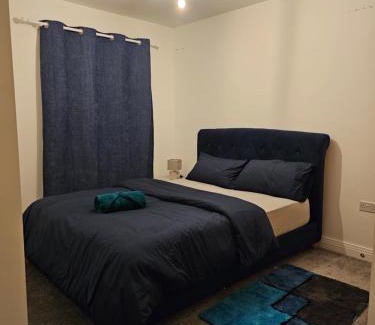 Dunmow Apartment | Stansted Airport Serviced Accommodation x DM for Weekly x Monthly Deals by D6ten Homes Ltd