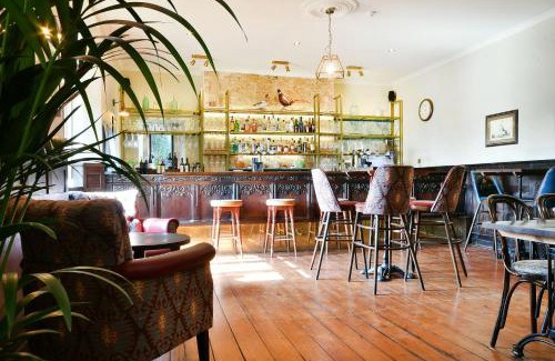 Stanton St Quintin Hotel | Stanton Manor Hotel