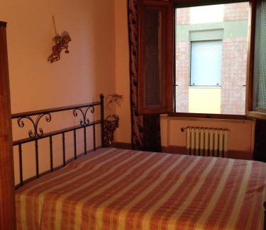 Pontedera House | Stanza Bellaria