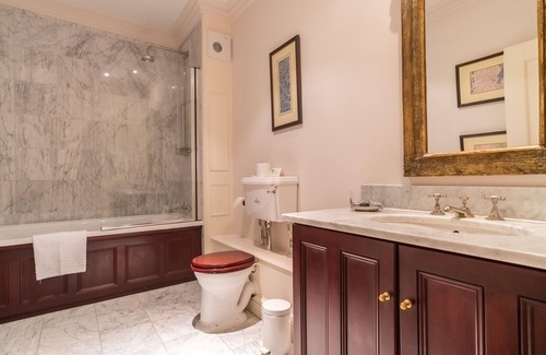 Melton Mowbray Hotel | Stapleford Park Country House Hotel and Sporting Estate