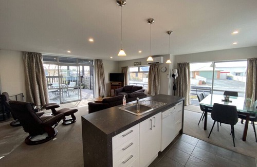 Twizel Apartment | Star Gaze on Rhoboro Rd