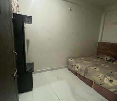 Etawah Hotel | STAR HOTEL