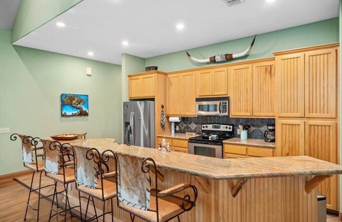 Wimberley House | Star House - Hill Country Views