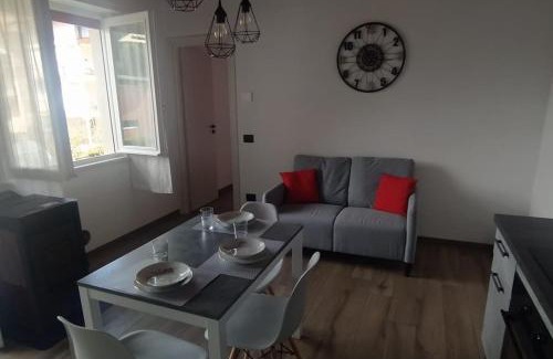 Clusone Apartment | Star House
