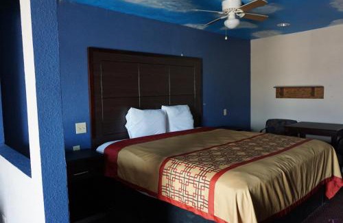 Channelview Hotel | Star Light Inn