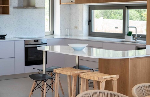 Galatas Villa | Star Luxury Villa Heated* pool, gym & playground