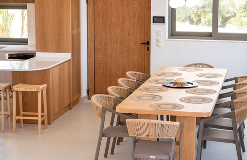 Galatas Villa | Star Luxury Villa Heated* pool, gym & playground