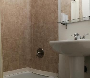 Morden Hotel | Star Motel