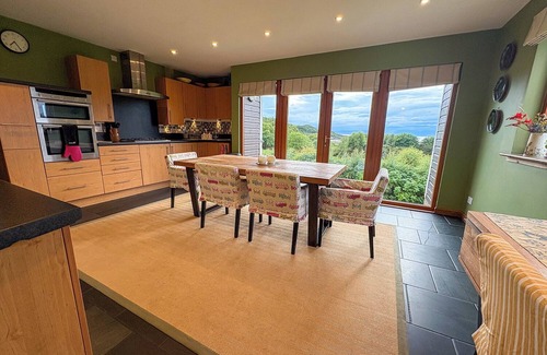Arisaig House | Star na Mara is warm, welcoming, dog-friendly — a perfect Highland retreat!