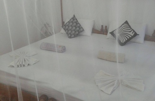 Pottuvil Division 2 Hotel | Star Rest Beach Hotel Arugambay