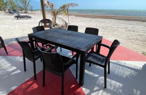 Long Beach Estates Apartment | Star Room at Barnacle Resort