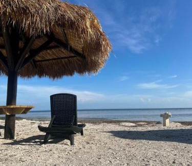 Long Beach Estates Apartment | Star Room at Barnacle Resort