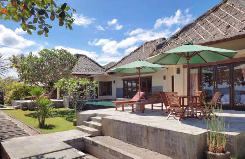 Sekotong Barat Villa | Star Sand Beach Resort