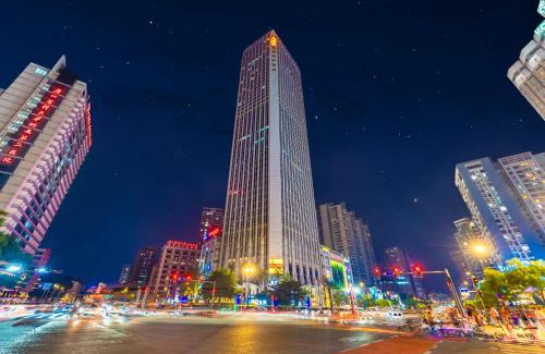 Haizhu Apartment | STAR STAGE International Apartment Hotel - 1min to Line2 & Line8 ChangGang STN-Free private car delivery to Canton Fair from Otc 15th to Nov 4th
