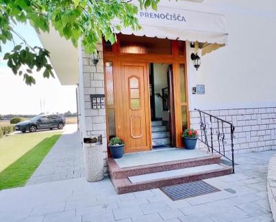 Maribor House | Stara lipa Tašner FREE kitchen&garage&parking-self check in