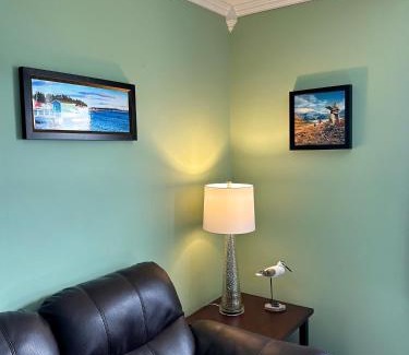 Norman's Cove-Long Cove House | Starboard suite @ The Homestead Oceanfront