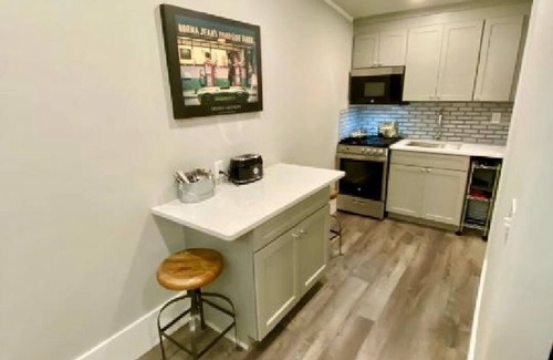 Flat Rock Condo | Stardust and Moonlight Lakefront