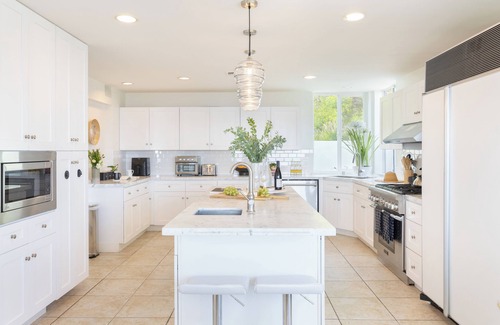 Western Malibu Villa | Stardust by AvantStay | Views, Hot Tub, Pool Table